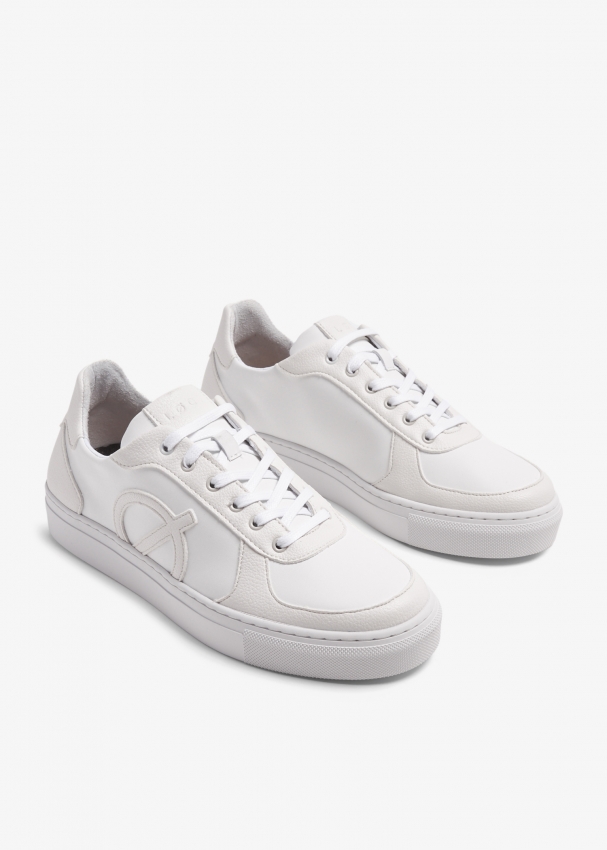 Vegan sneakers deals 218