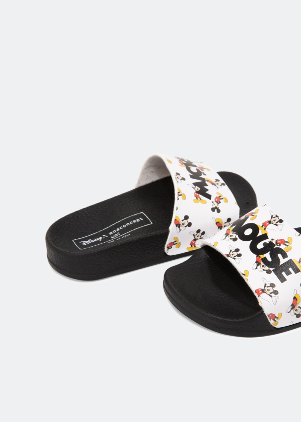 Master Of Arts x Disney slide sandals for Boy White in UAE Level Shoes