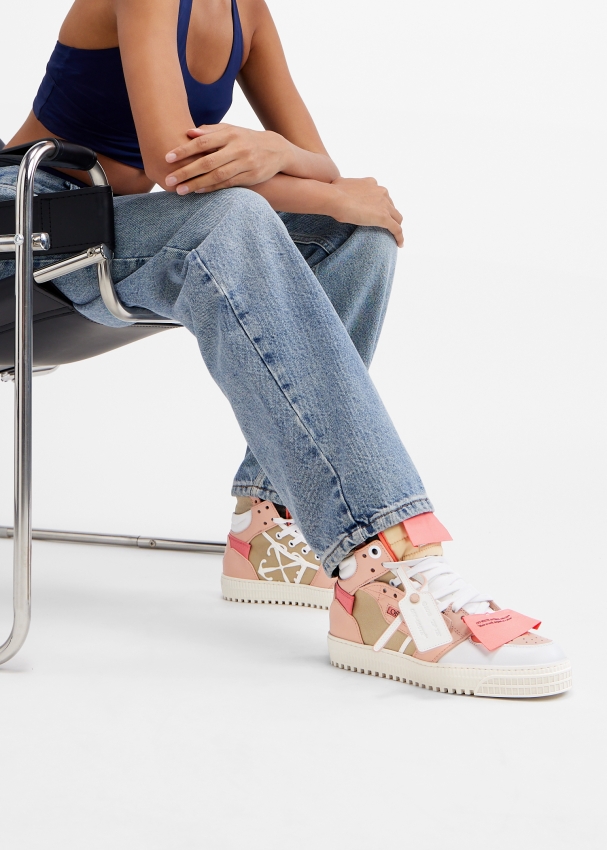 Off white off court low hotsell