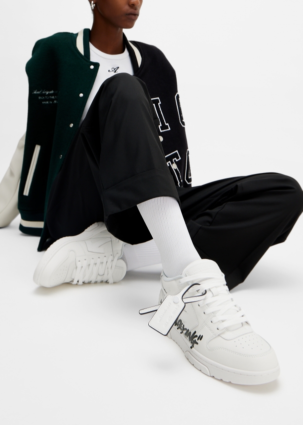 Womens off on sale white sneakers
