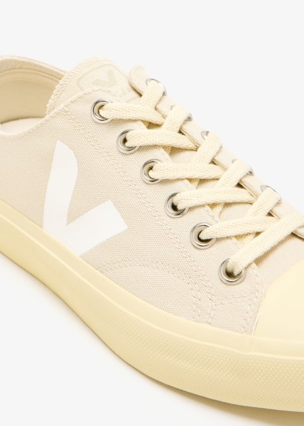 pl0120568a-prewht_5.jpg