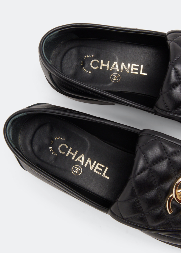 Chanel Pre-owned CC Turn-Lock Loafers