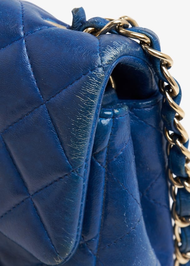 Chanel Pre-owned Mini Classic Flap Shoulder Bag - Blue