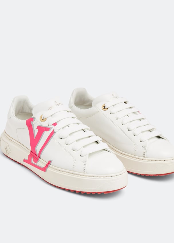 Louis Vuitton Pre-Loved LV Time Out sneakers for Men - White in Bahrain
