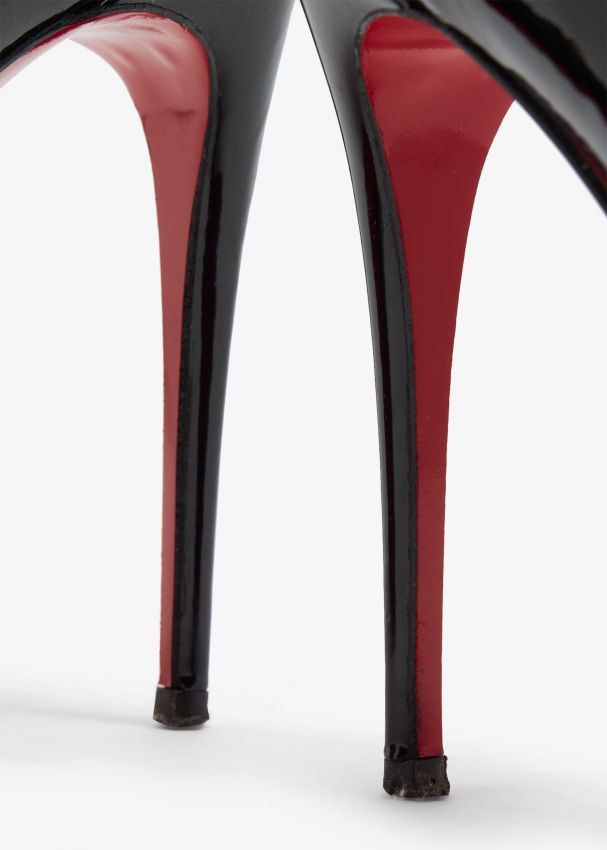 how much are louis vuitton black heels with red bottom