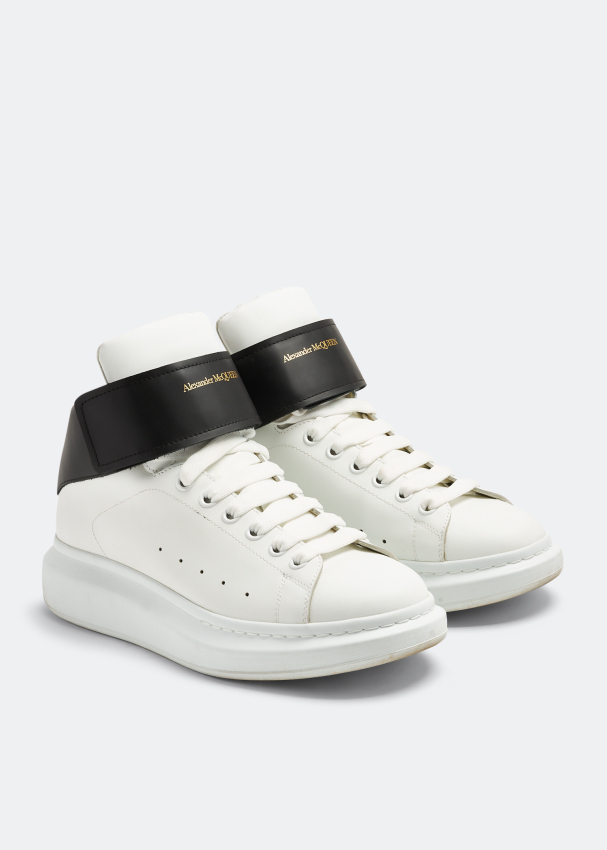 Alexander Mcqueen Pre Loved Oversized sneakers for Men White in