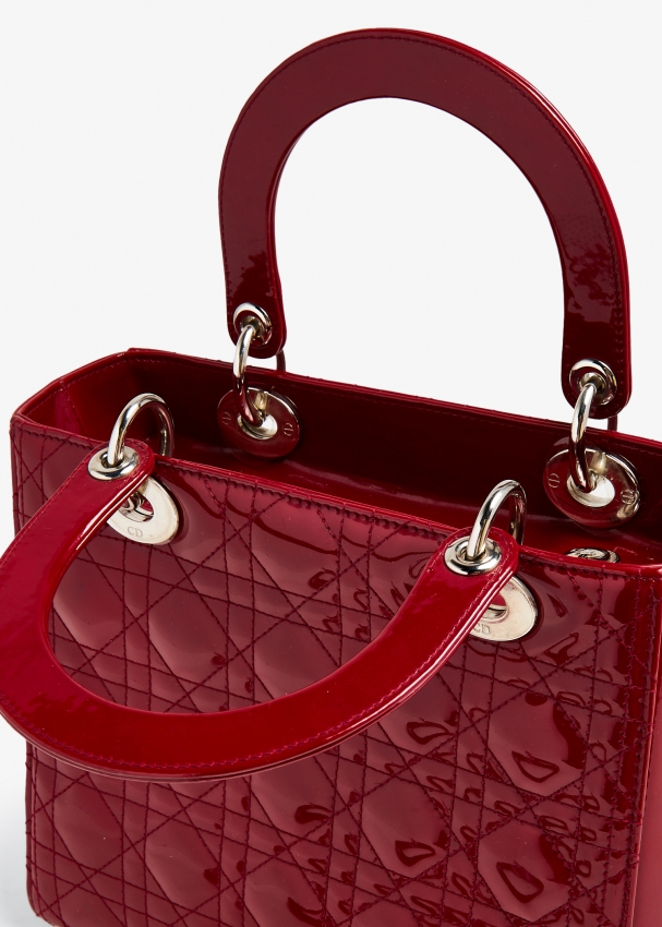 Red dior 2025 bag