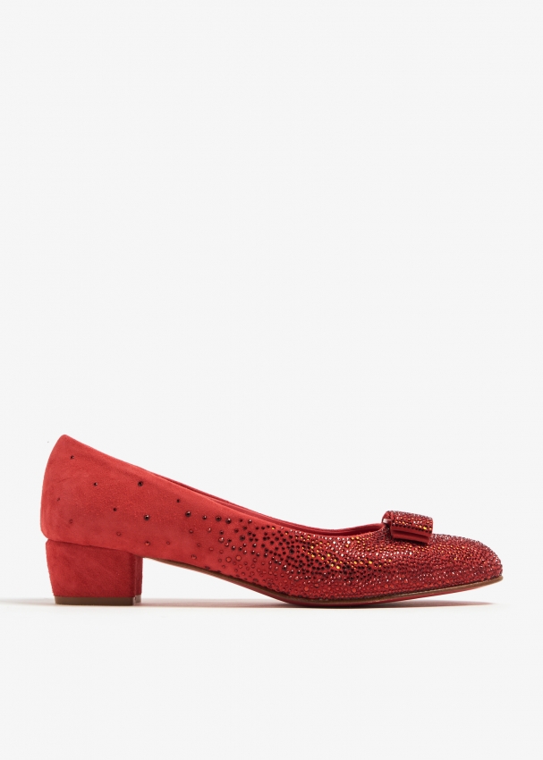 Salvatore Ferragamo Pre-Loved Vara Bow pumps for Women - Red in