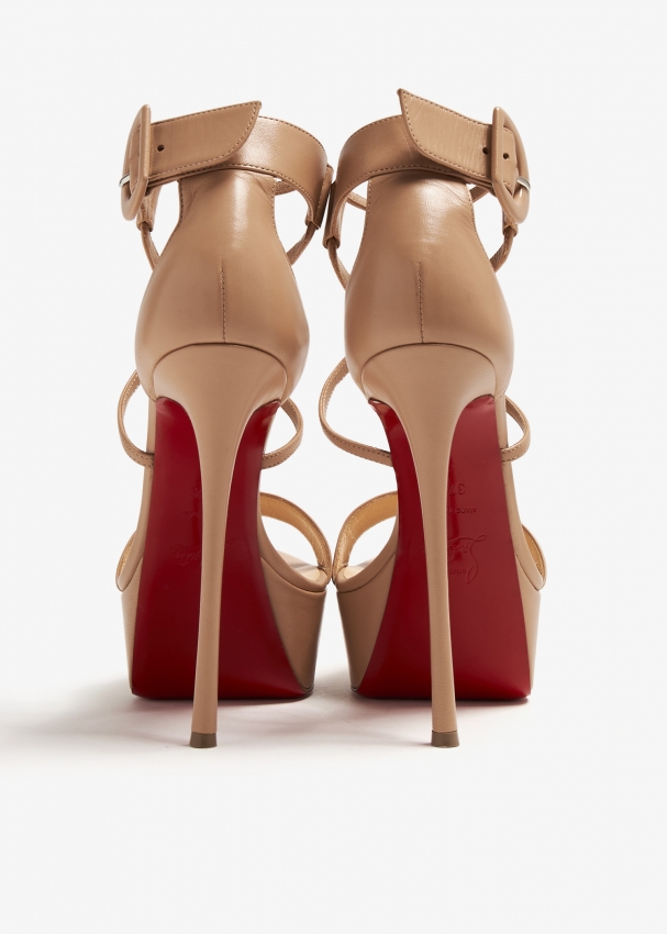 Choca on sale christian louboutin