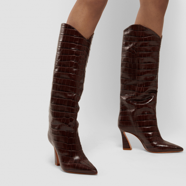 Schutz Maryana flare boots for Women Brown in Bahrain Level Shoes