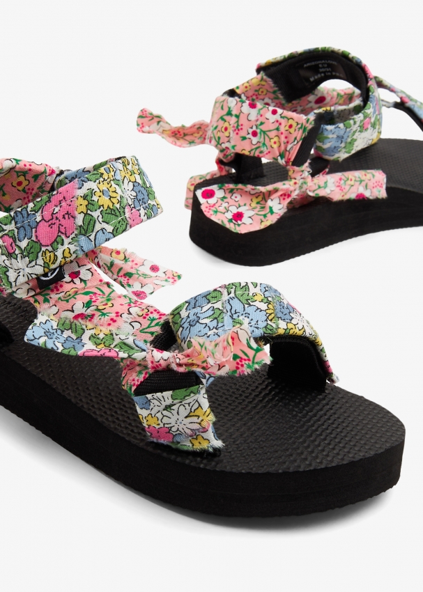 Arizona love trekky fun sandals deals