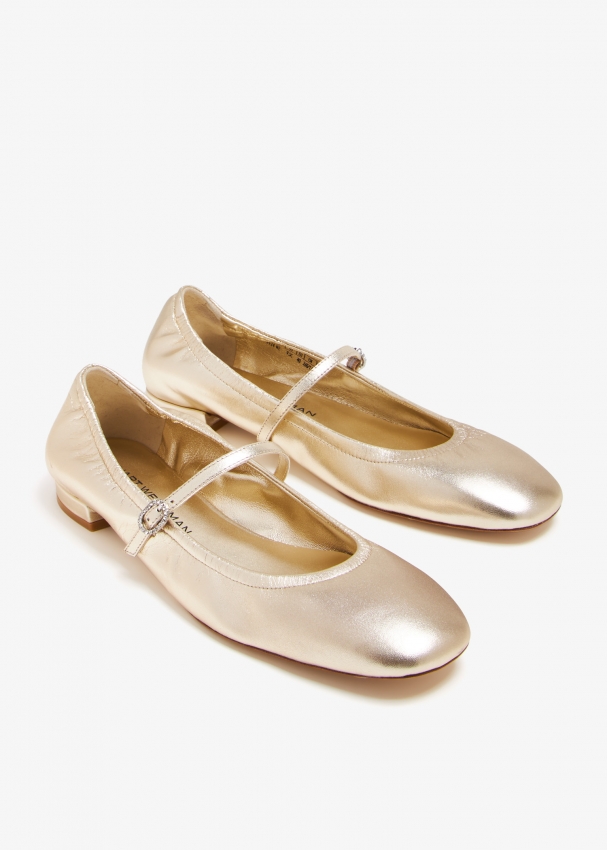 Stuart Weitzman Claris ballet flats for Women Gold in UAE Level Shoes