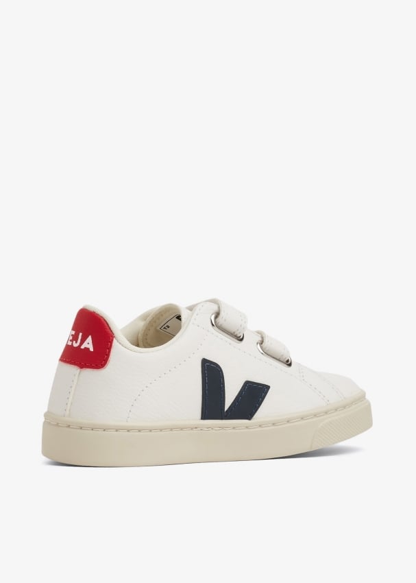 Veja Esplar sneakers for Unisex - White in UAE | Level Shoes