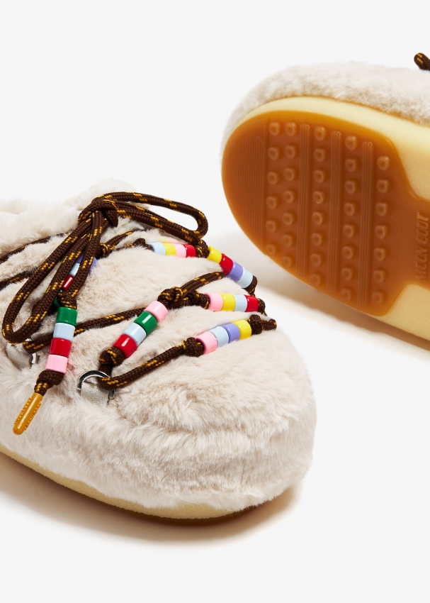 Moon Boot Icon shearling mules for Women - Beige in UAE Moon Boot Icon shearling mules for Women - Beige in UAE