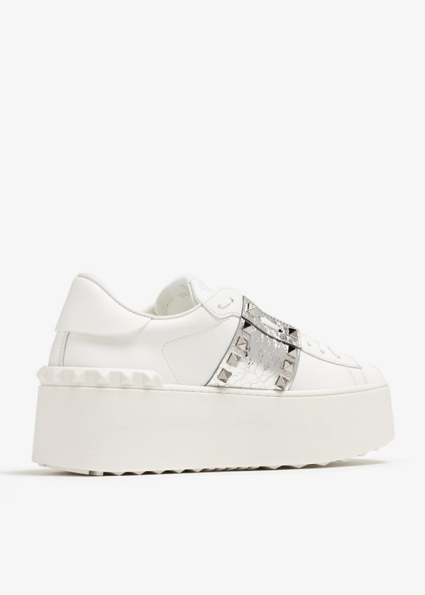 Low-top Calfskin Vl7n Sneaker With Bands for Man in White | Valentino US