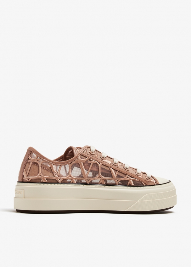 Christian valentino sales shoes