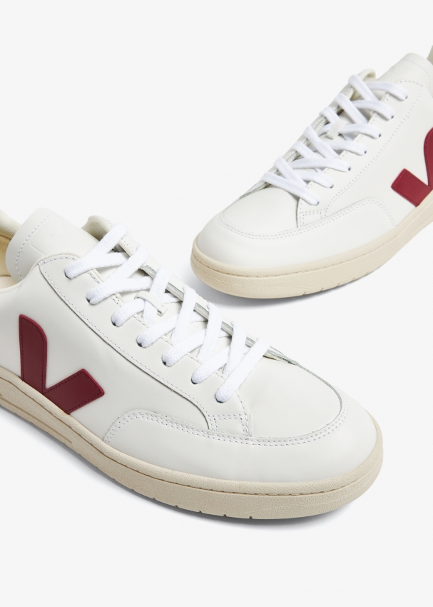 Veja V-10 sneakers for Men - White in Kuwait | Level Shoes