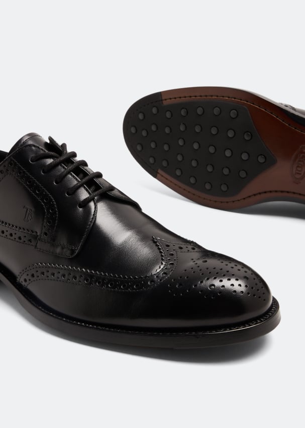 Derby outlet wingtip shoes