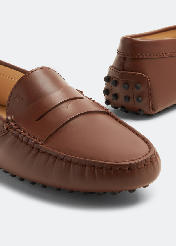 Tods gommino driving hot sale shoes womens