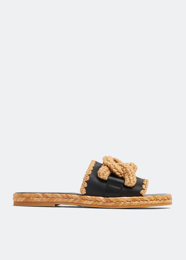Chanel pearl cheap slides 218
