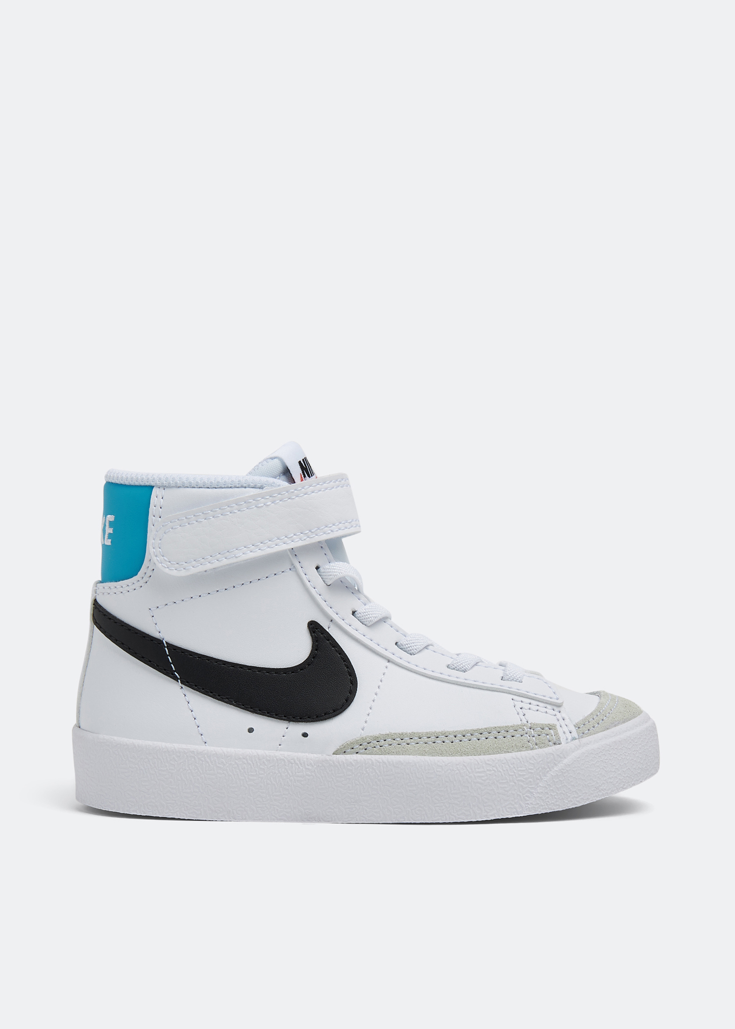 Nike mid blazer white deals