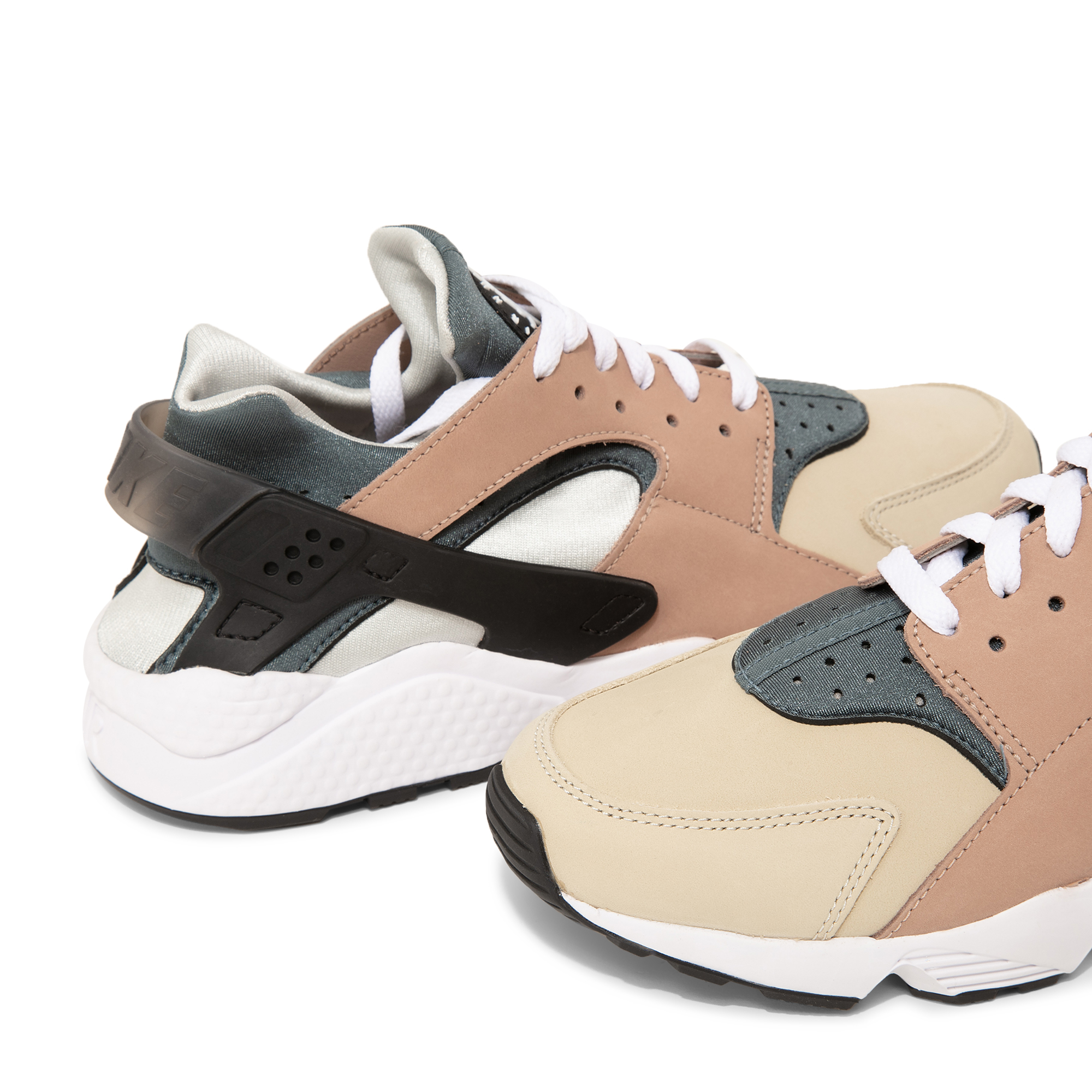 

Air Huarache "Dark Sulphur" sneakers, Grey