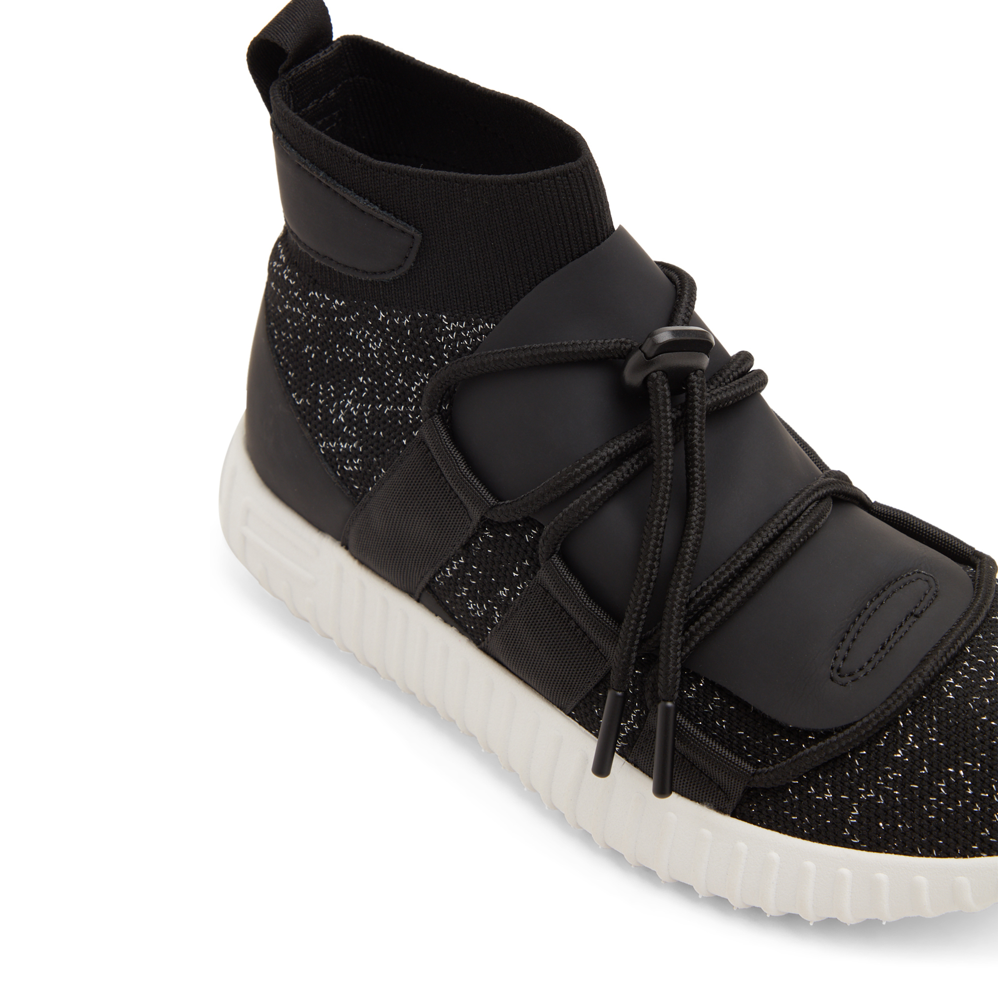 

Dinghy Gang Tab sneakers, Black
