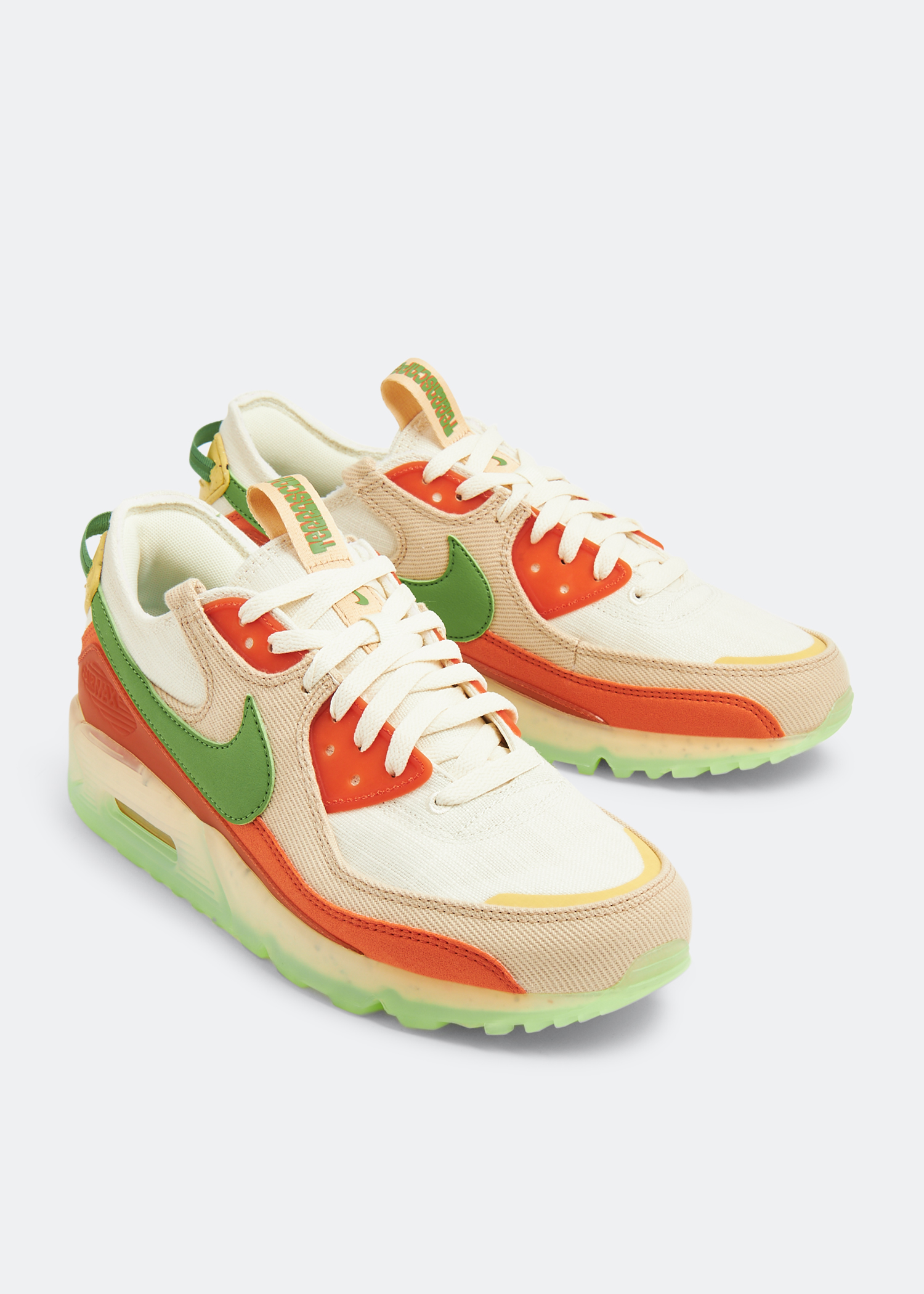 trail team gold air max