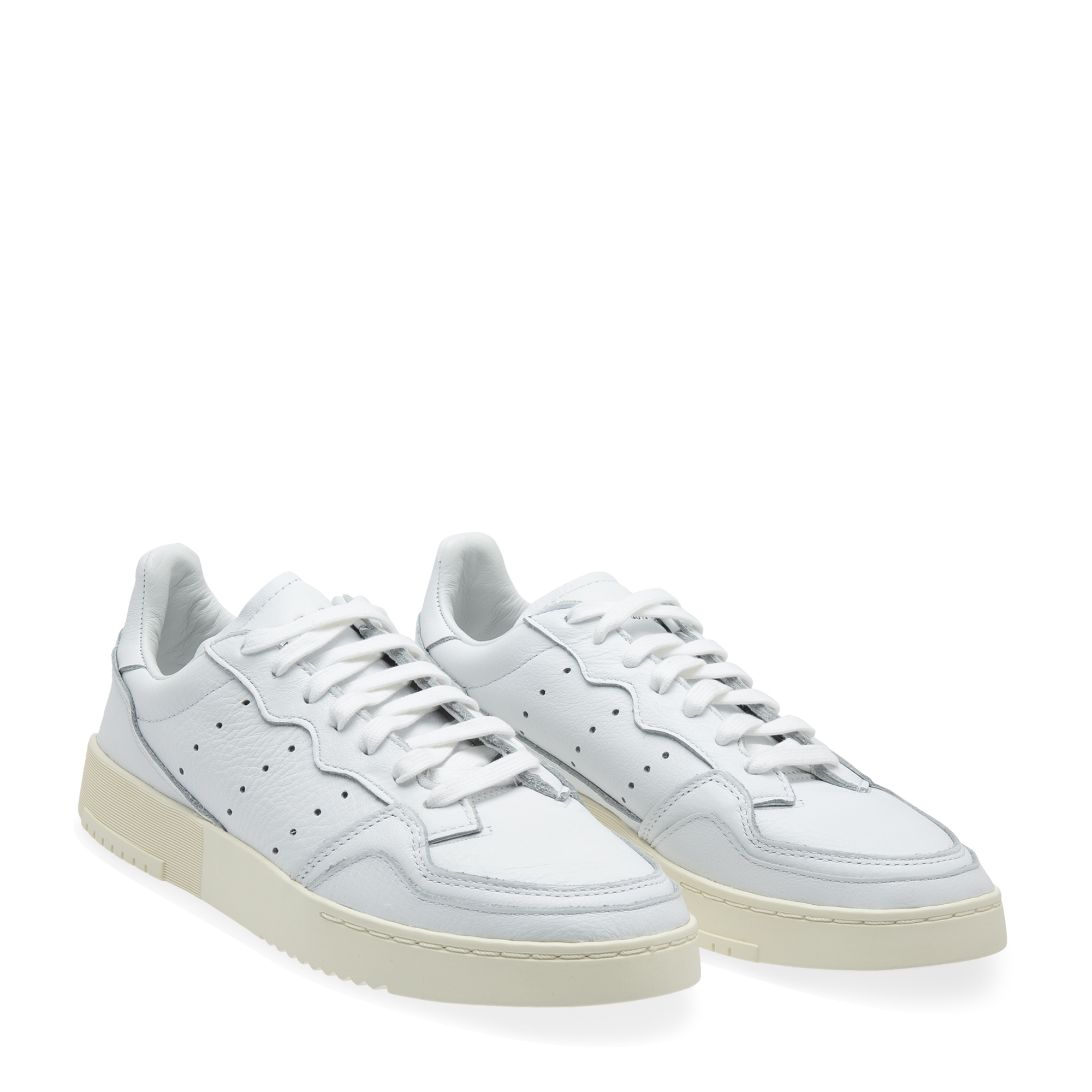 

Supercourt, White