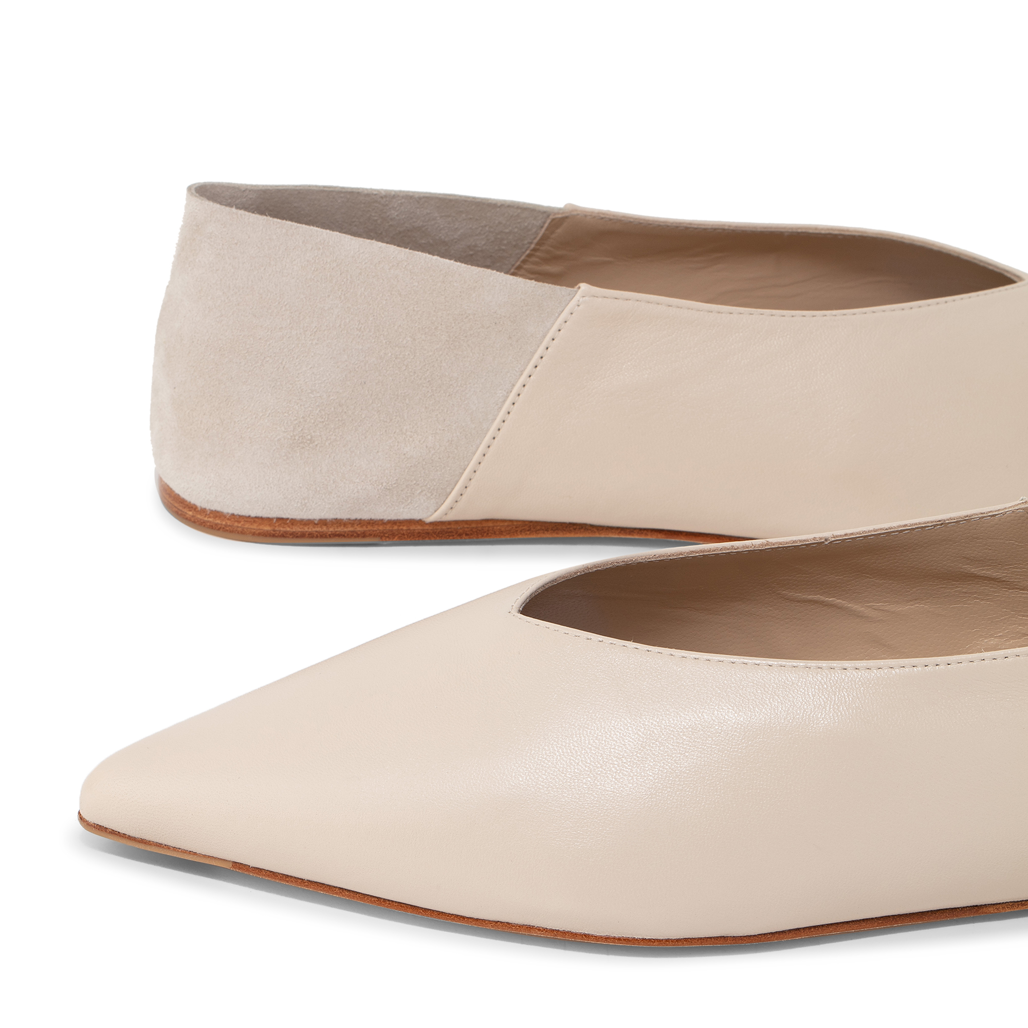 

Pointed Babouche ballet flats, Grey