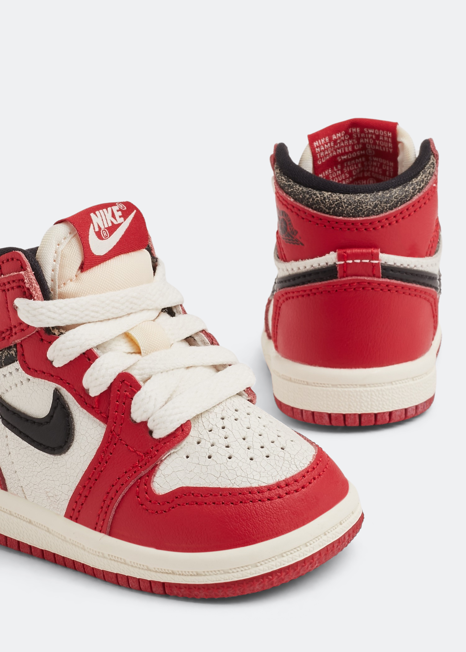 

Air Jordan 1 'Lost & Found' sneakers, Red