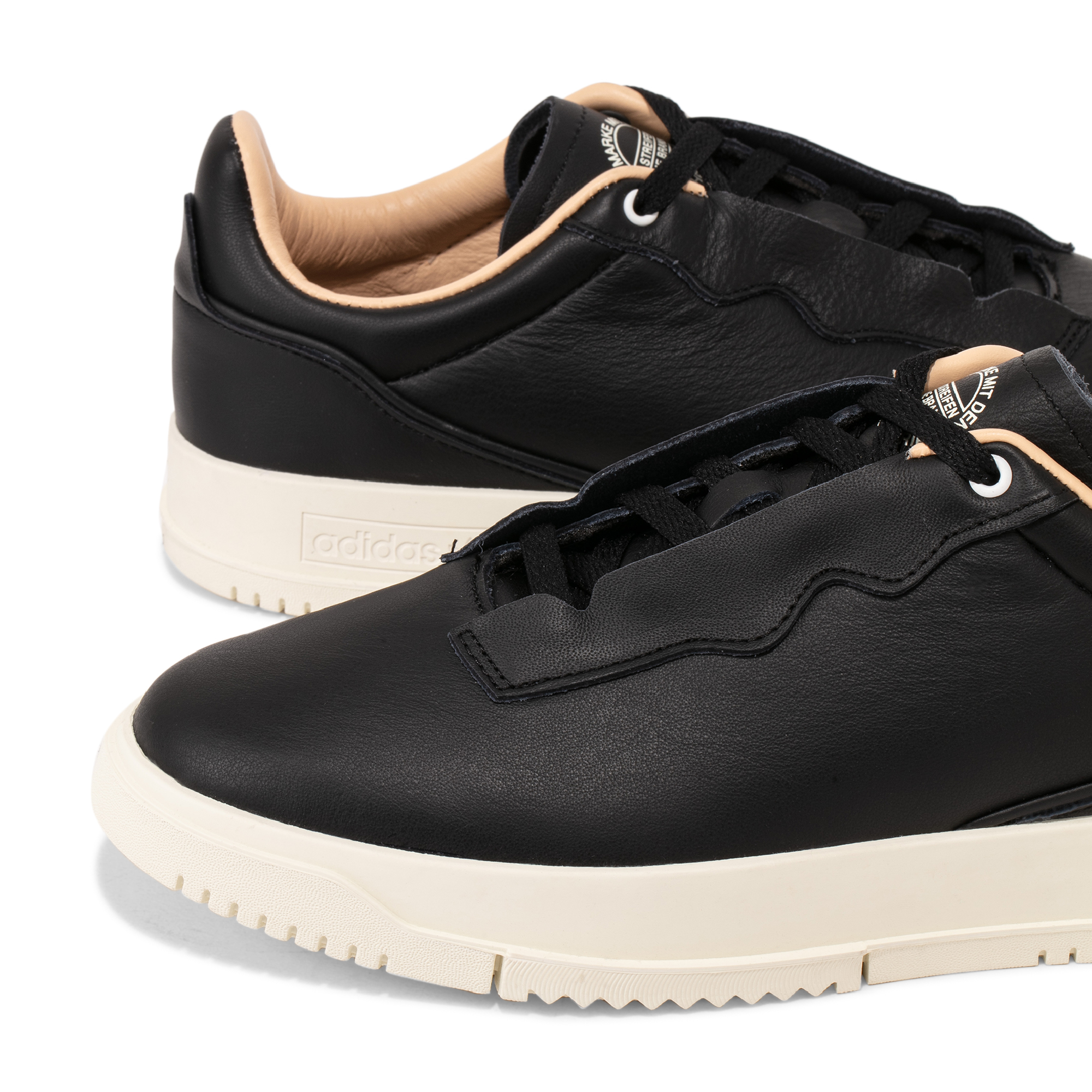 

Supercourt Premium sneakers, Black