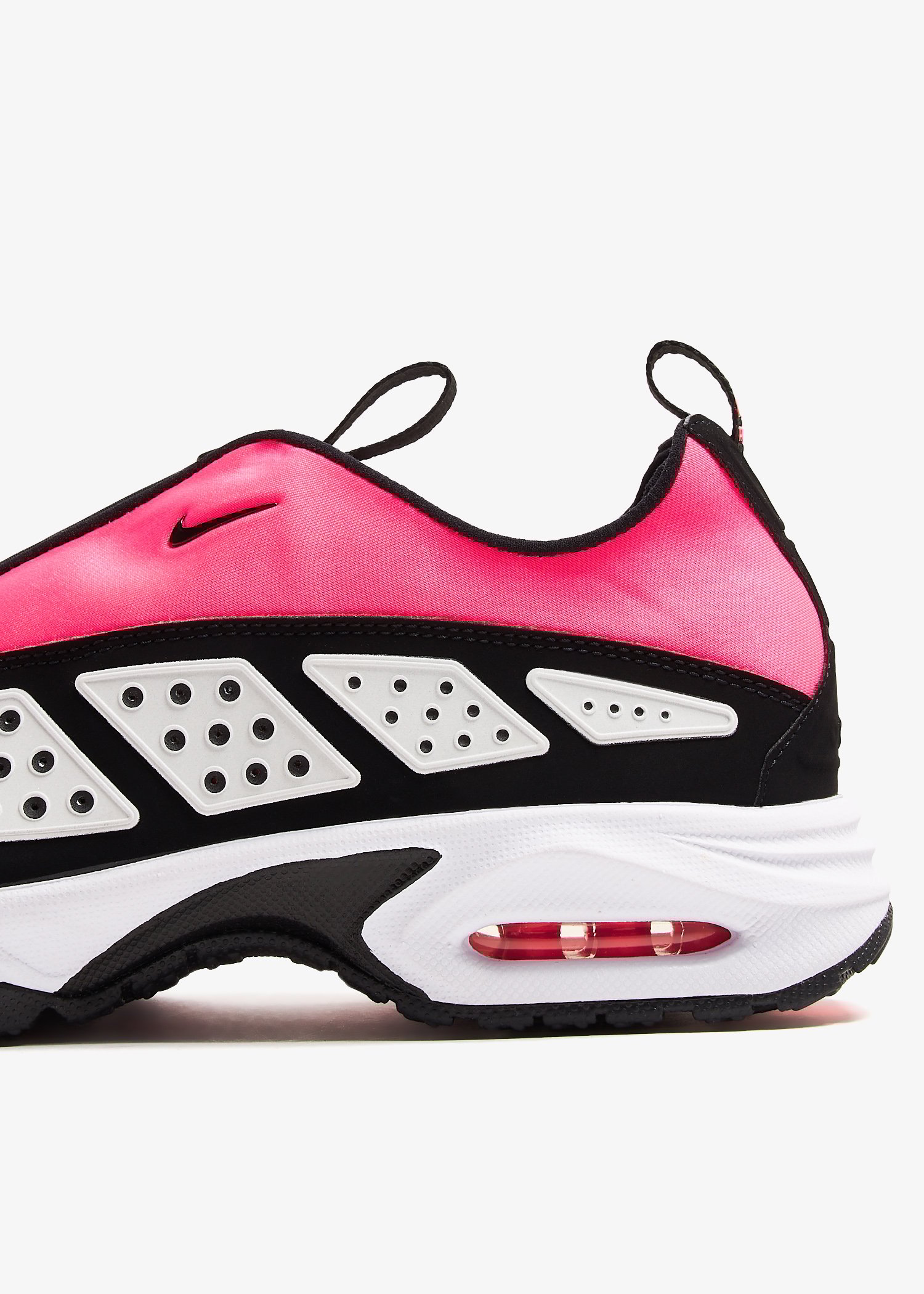 Nike Air Max SNDR 'Hyper Pink and Black' sneakers for ADULT