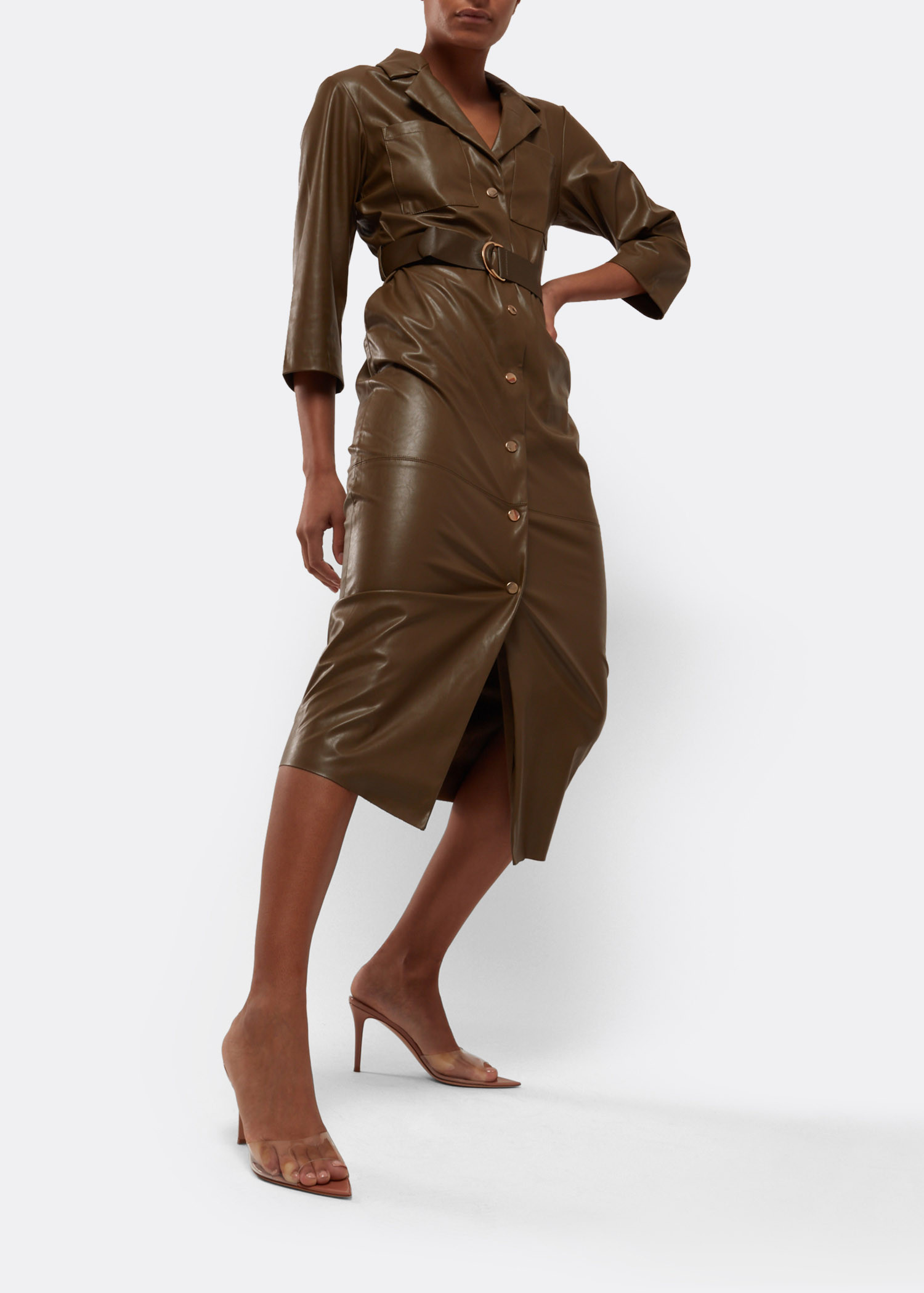 

Elle mules, Neutral