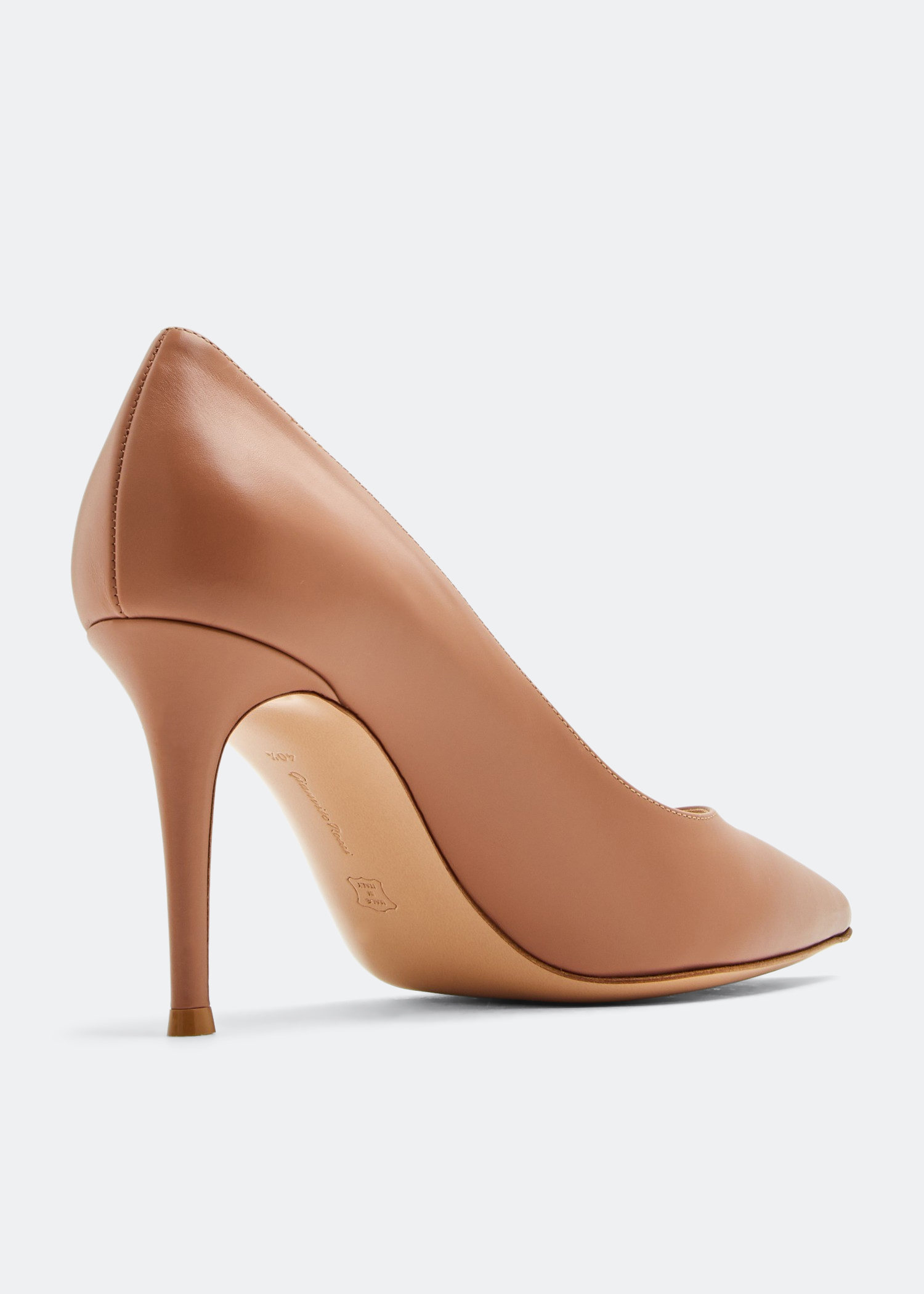 

Gianvito leather pumps, Beige