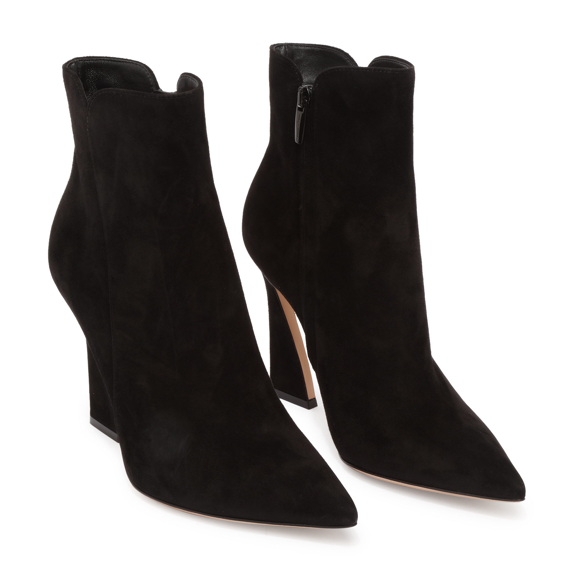 

Aura boots, Black