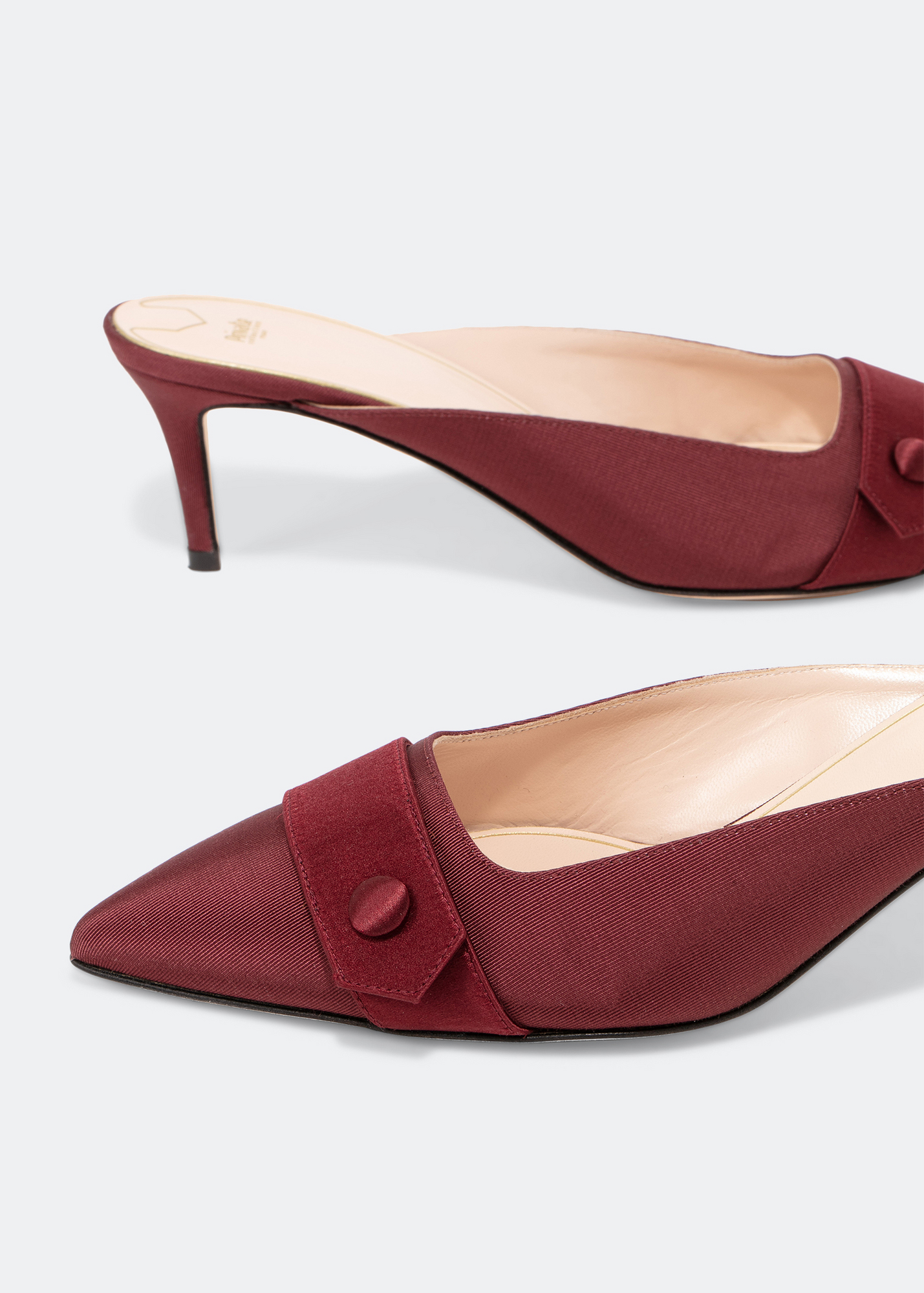 

Button detail mules, Burgundy