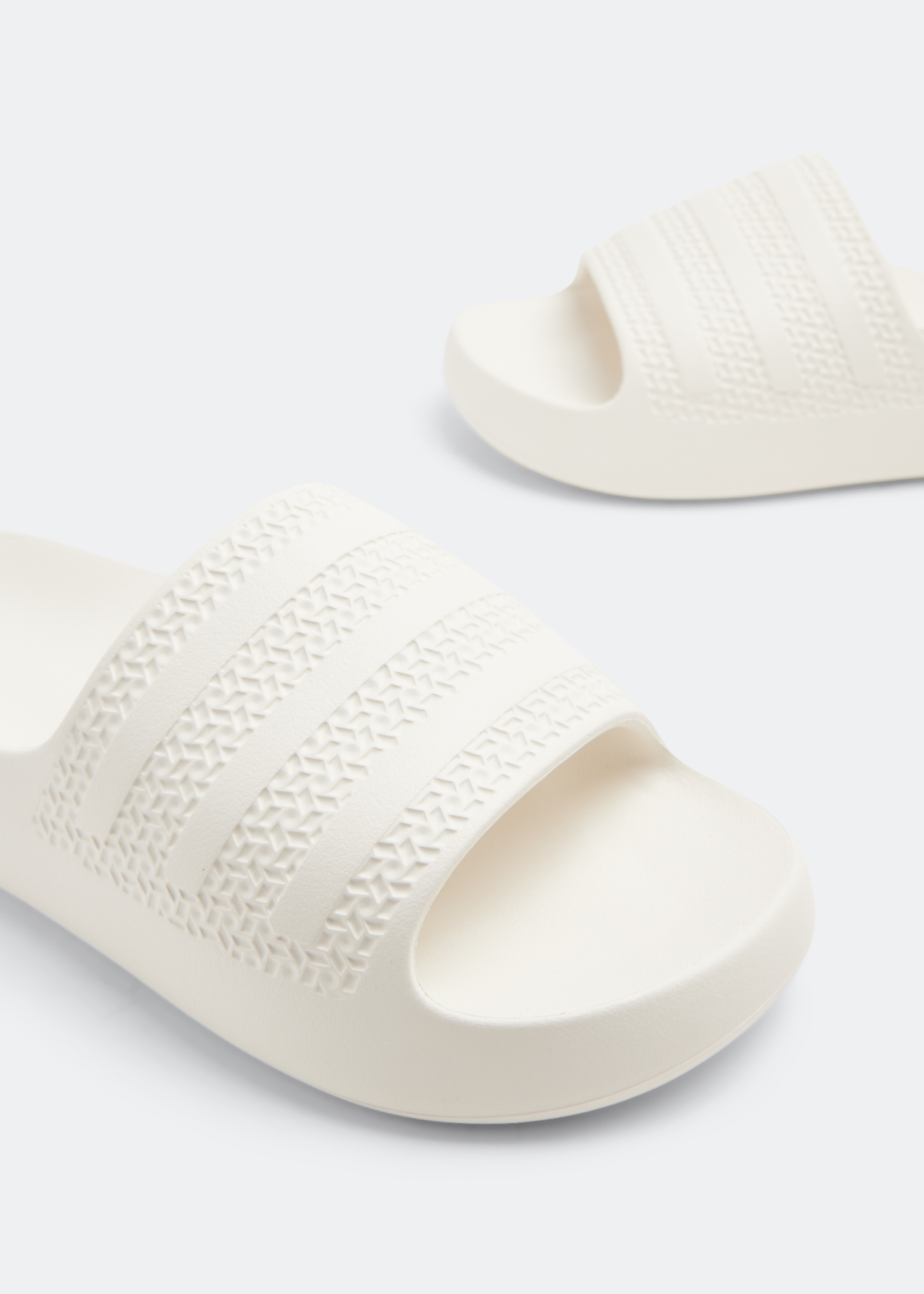 

Adilette Ayoon slides, White