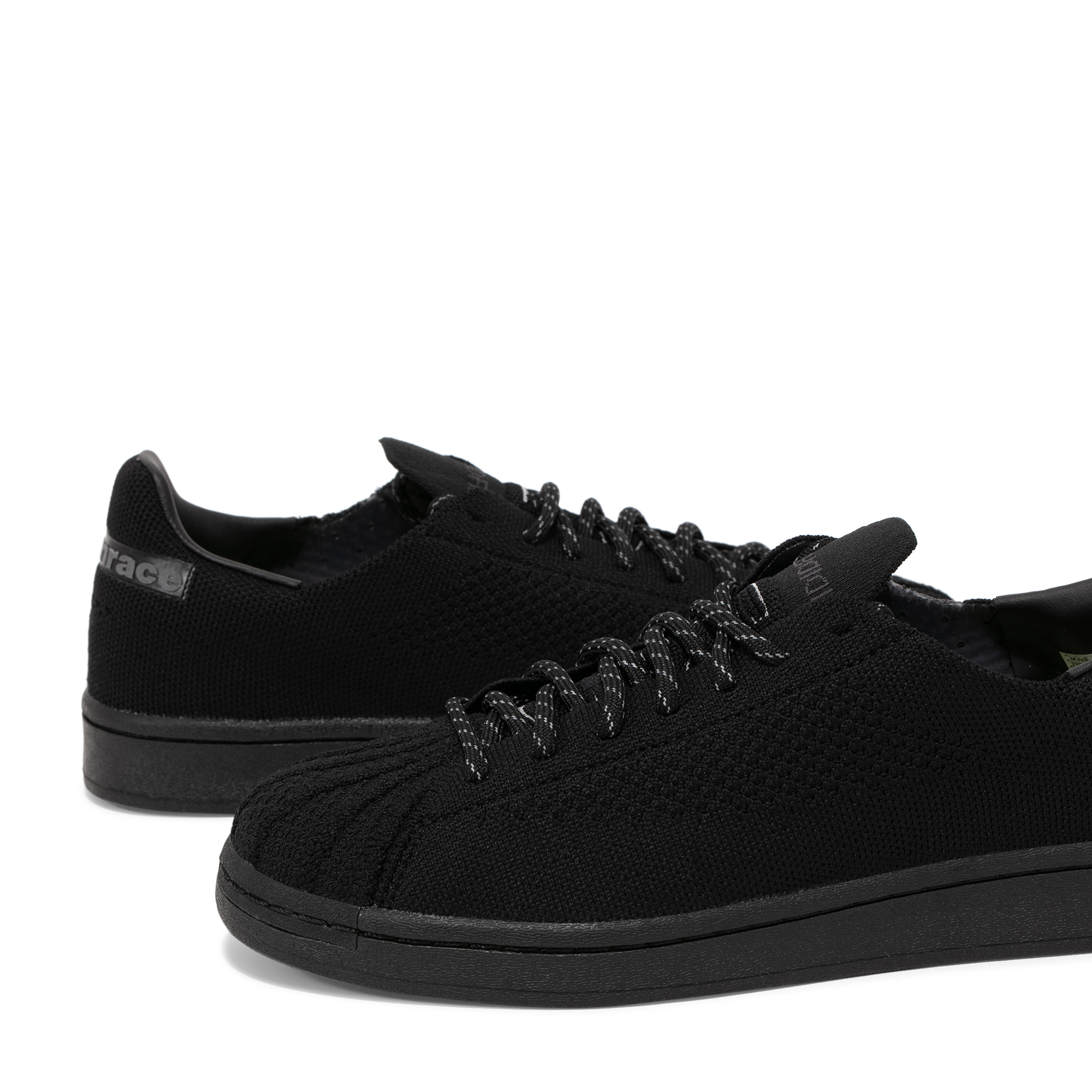 

x Pharrell Williams Superstar Primeknit sneakers, Black