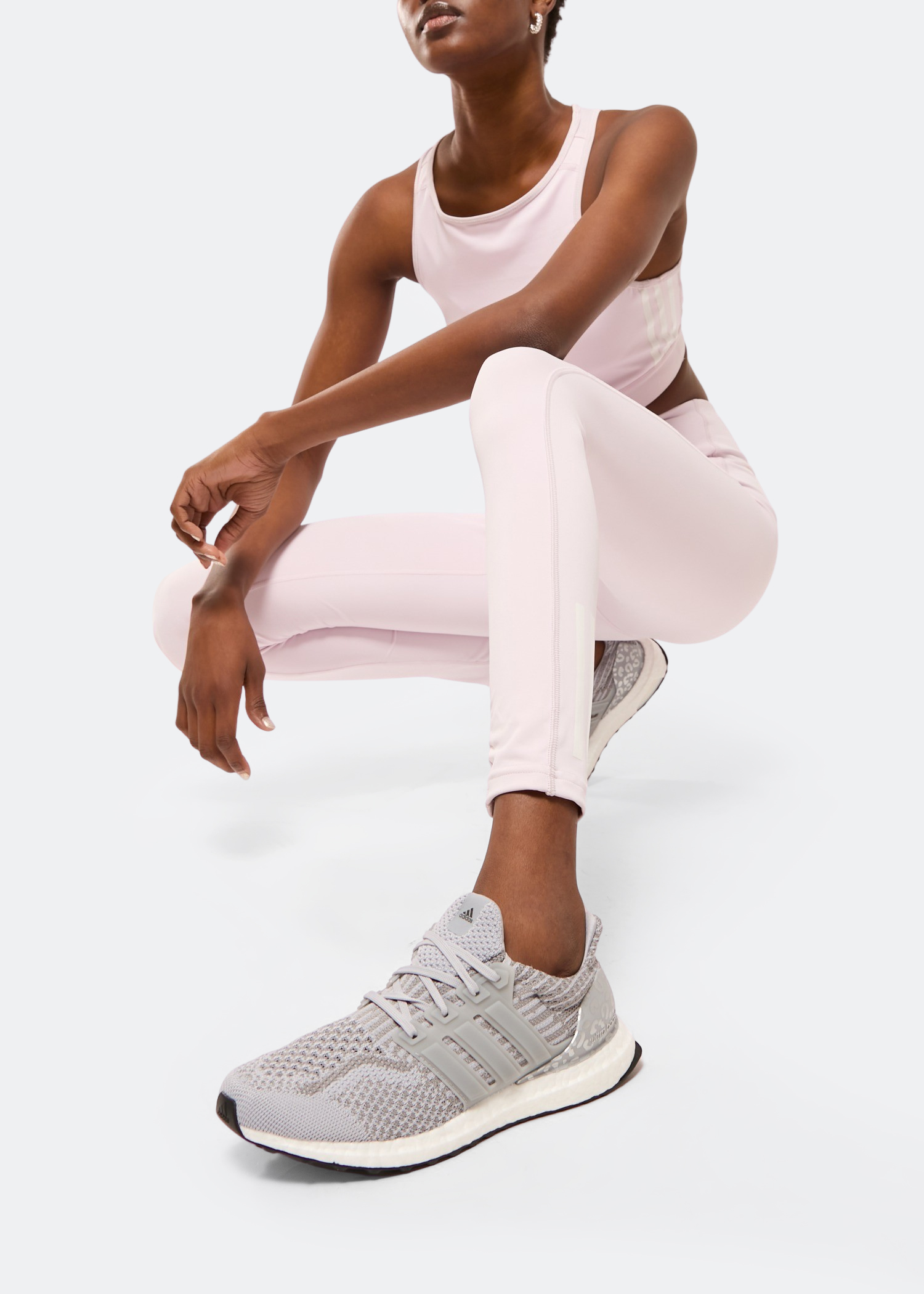 

Ultraboost 5.0 DNA sneakers, Grey