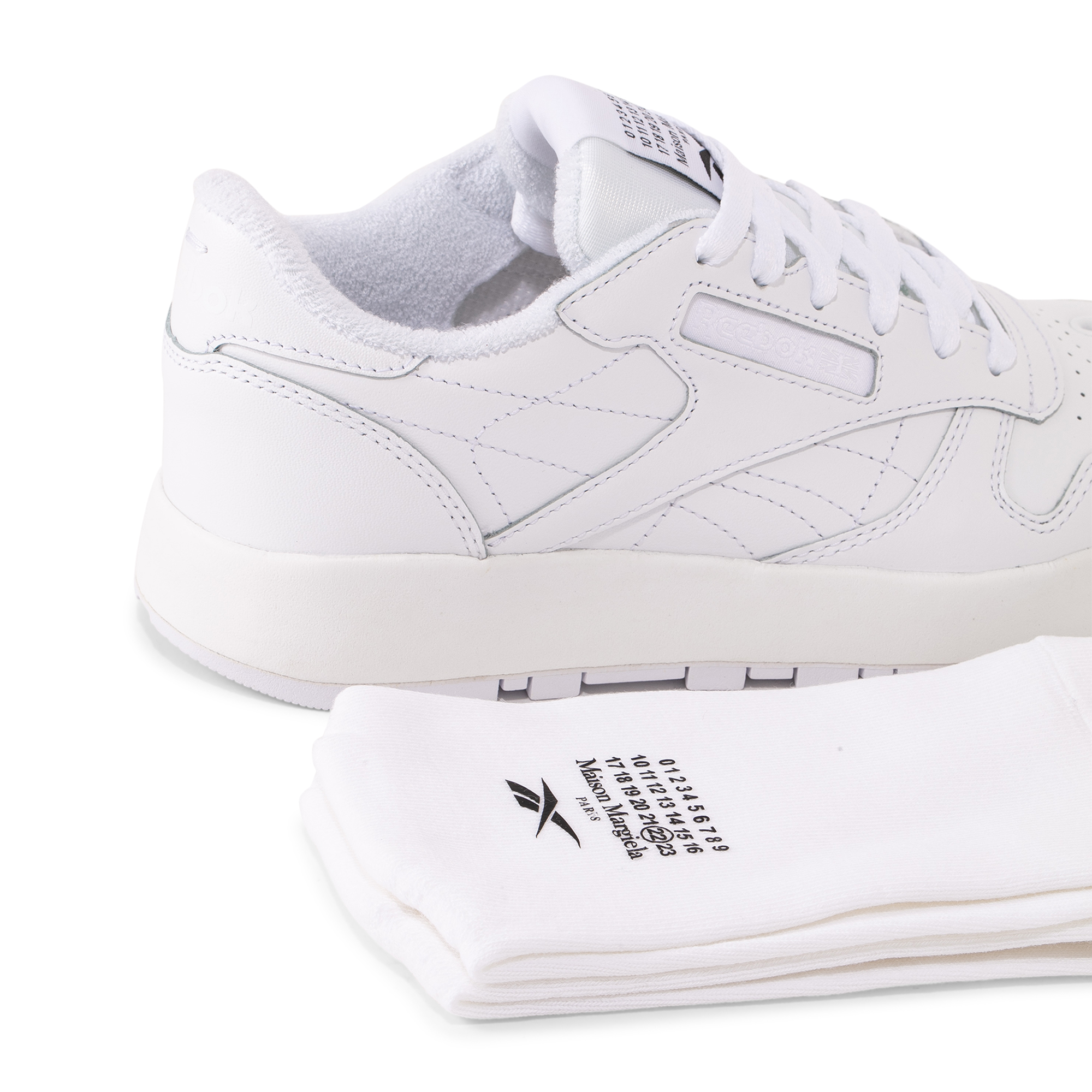 

x Maison Margiela Classic Leather Tabi sneakers, White