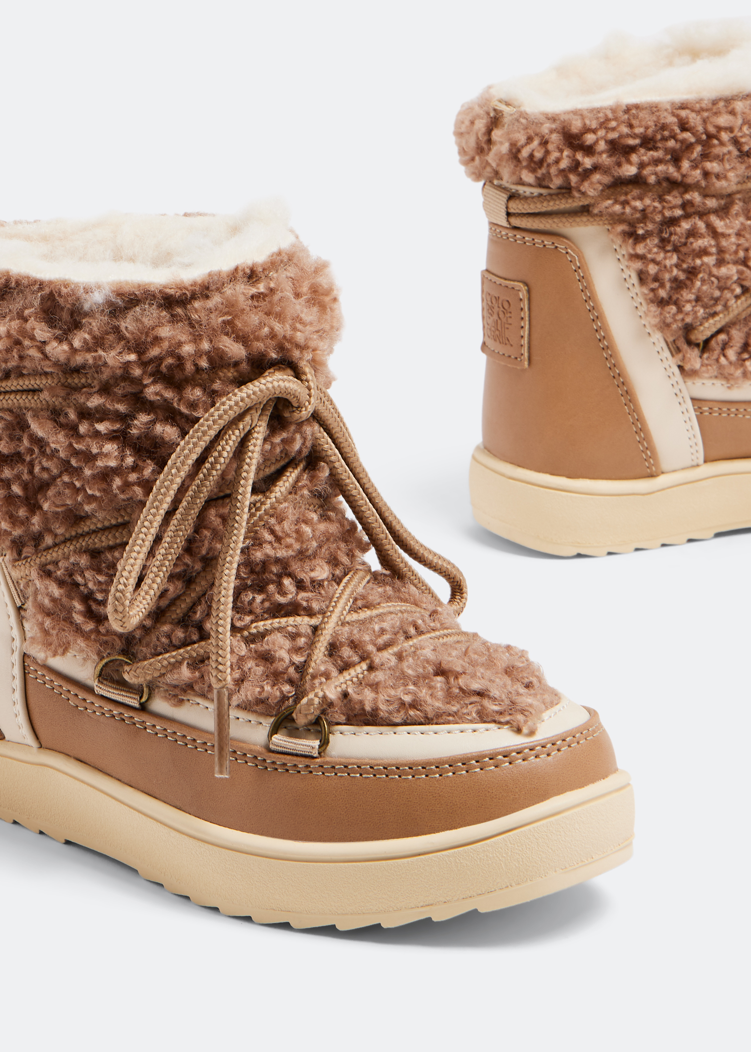Colors of hotsell california snow boots