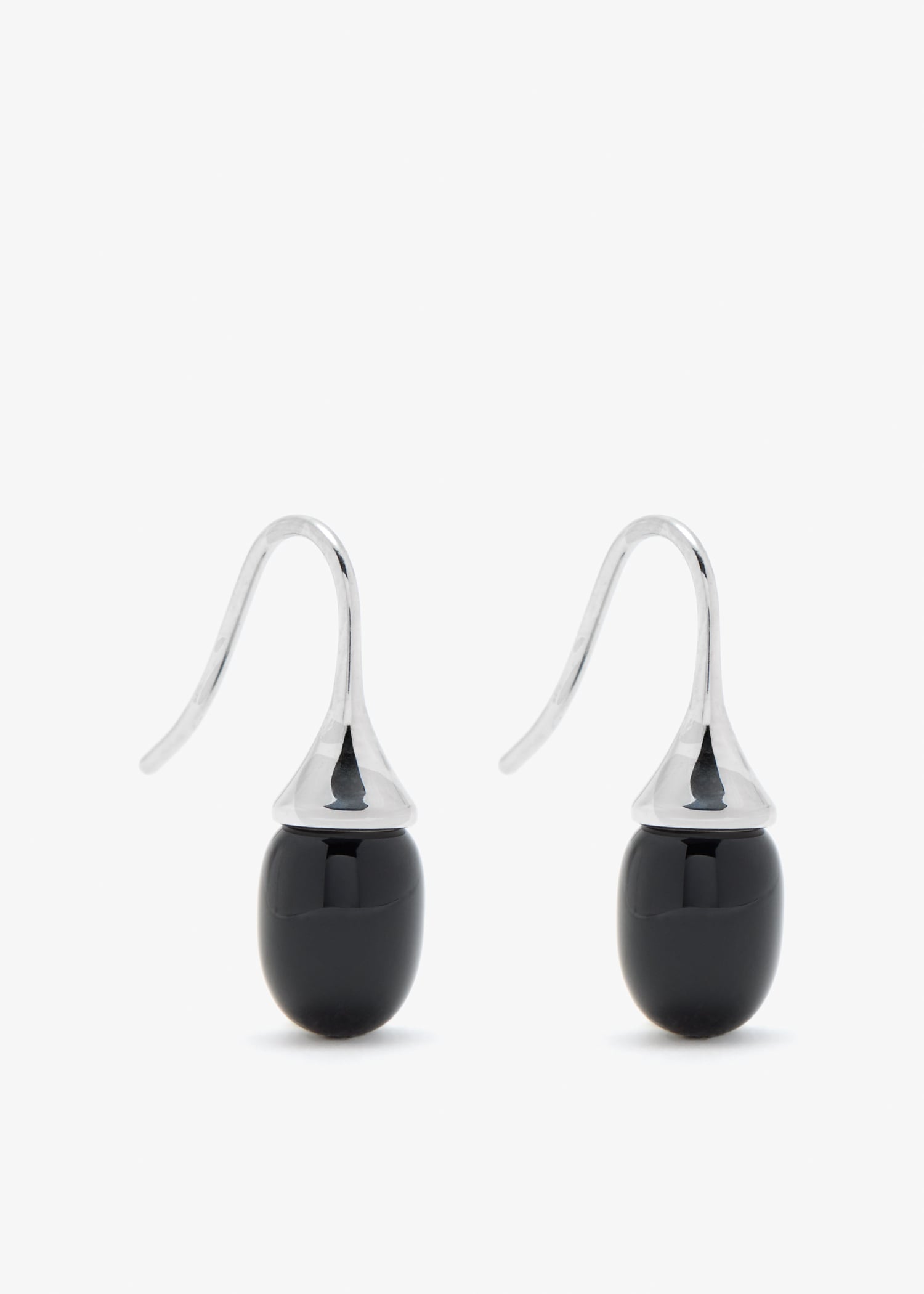 

Odette earrings, Silver