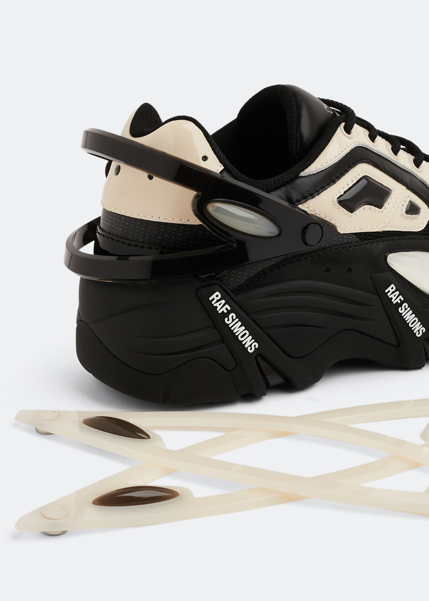 

Cylon-21 sneakers, Black