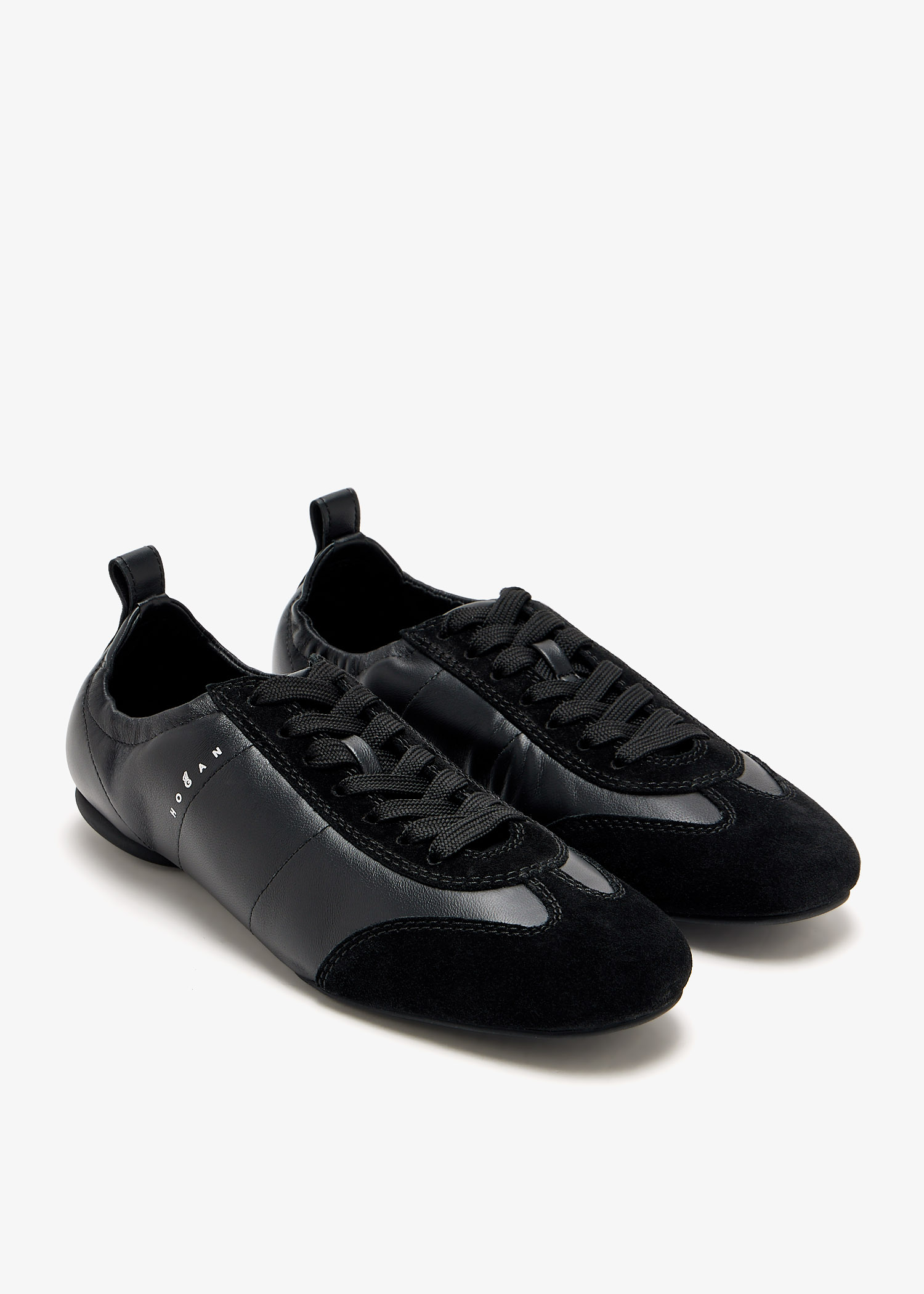 Hogan H684 sneakers for Women - Black in UAE | Level Shoes Hogan H684 sneakers for Women - Black in UAE | Level Shoes
