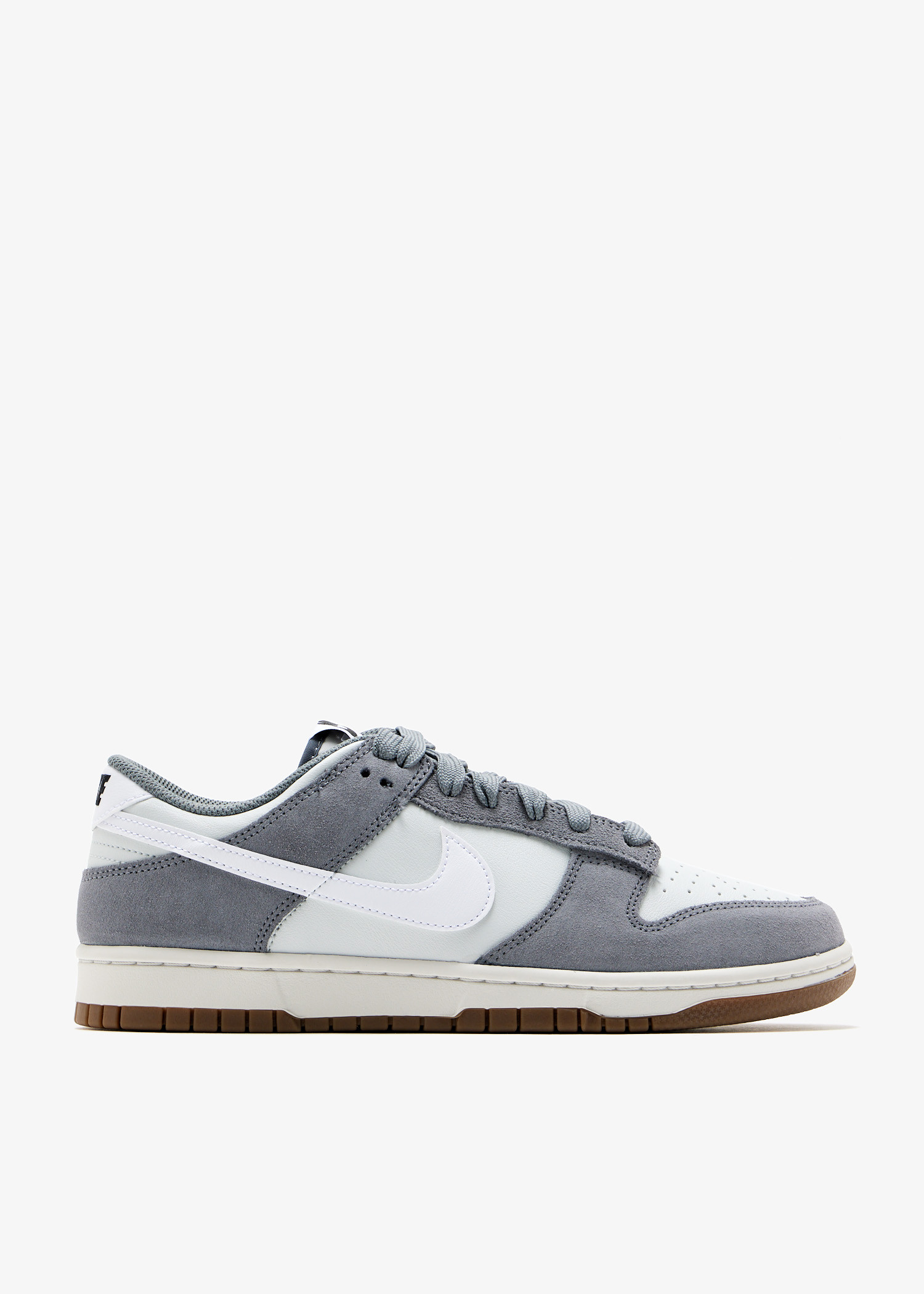 

Dunk Low Retro SE sneakers, Grey