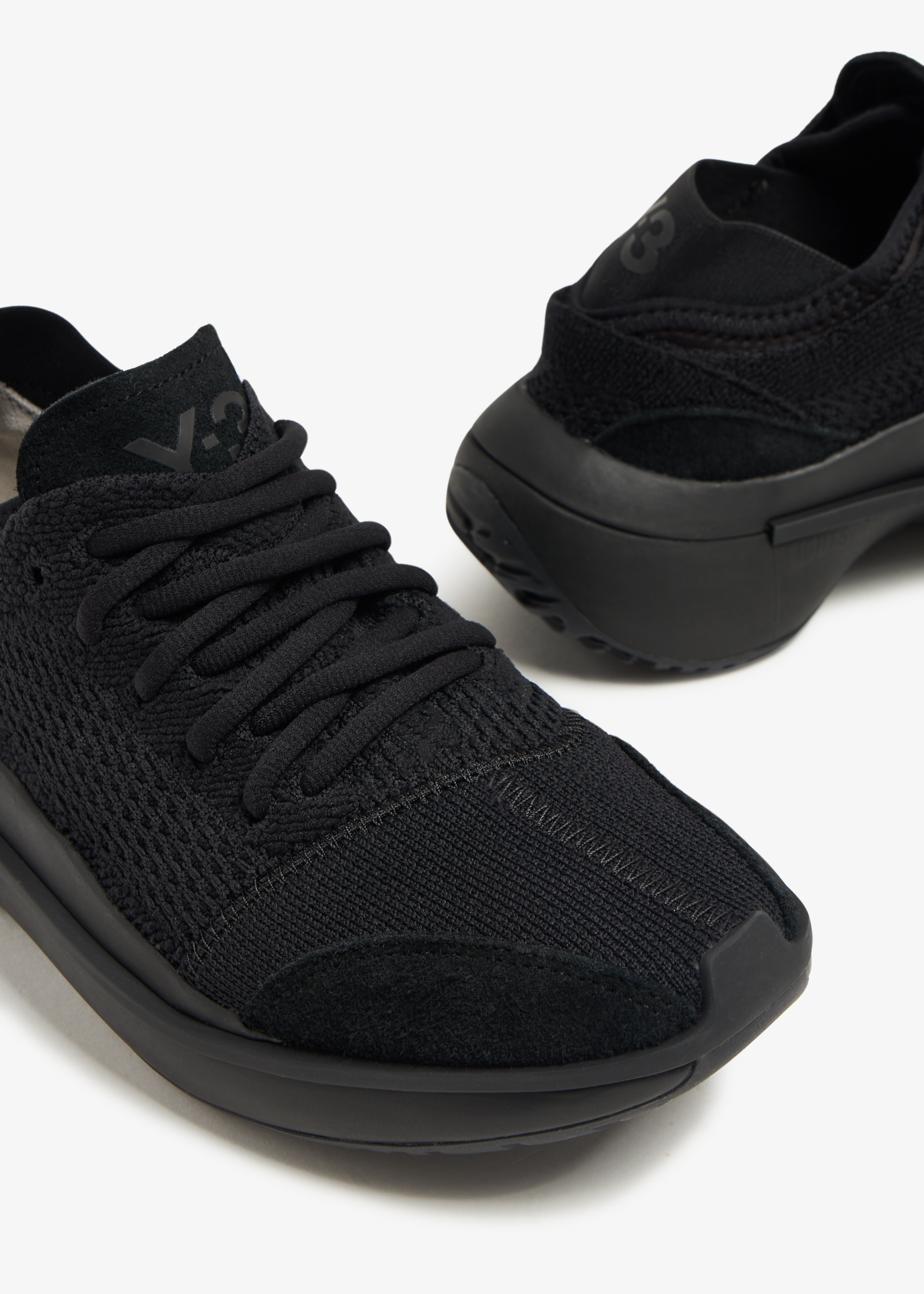 adidas Y-3 Qisan knit sneakers for Men - Black in UAE | Level Shoes