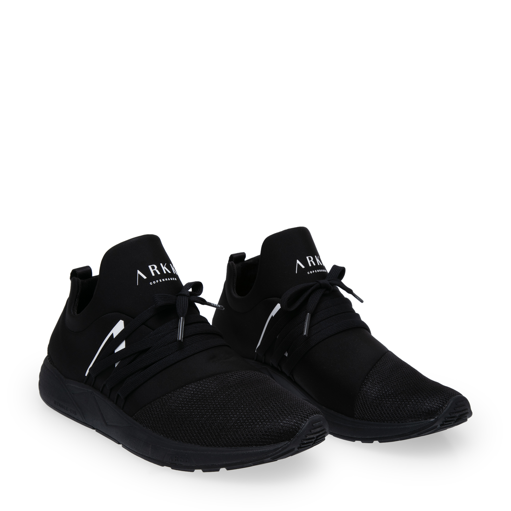 

Raven sneakers, Black