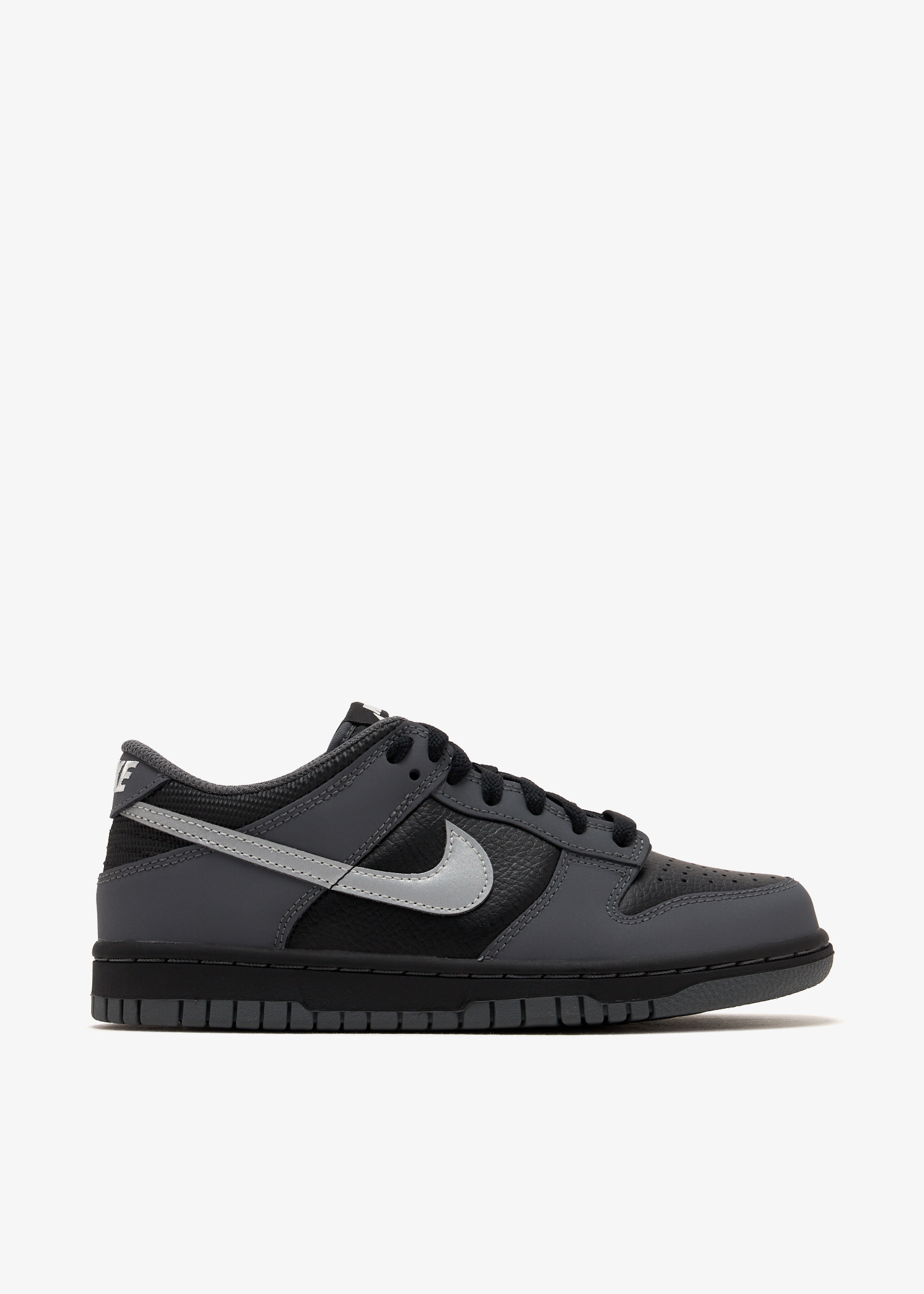 

Dunk Low sneakers, Black