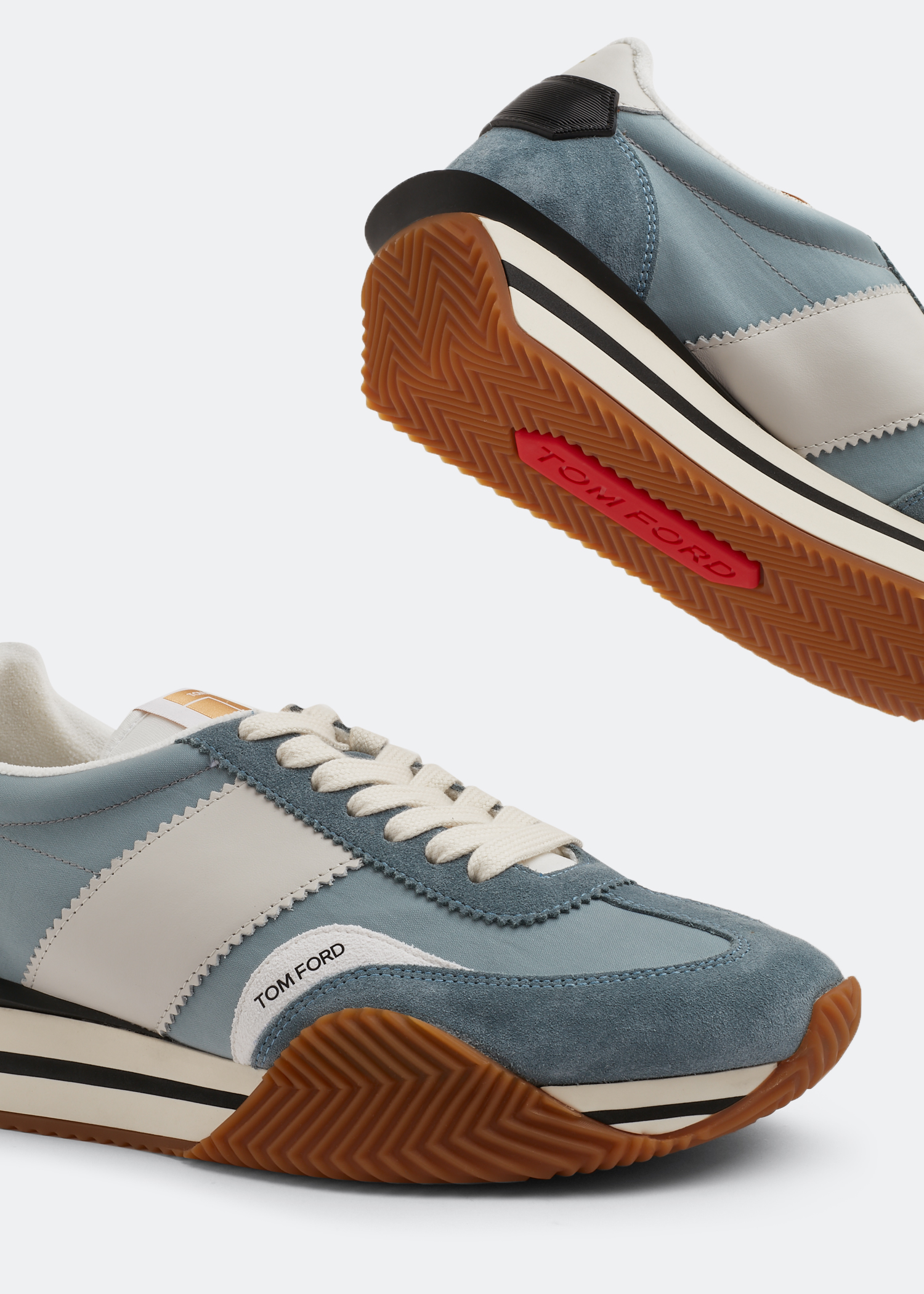 

James sneakers, Blue
